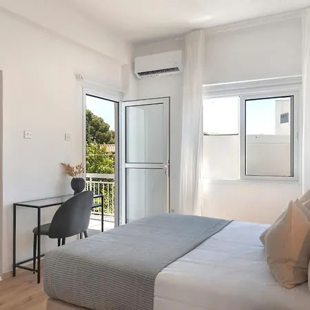 아파트 Phaedrus Living Breeze Residences Urbanity *