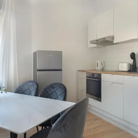 Phaedrus Living Breeze Residences Urbanity * Larnaca