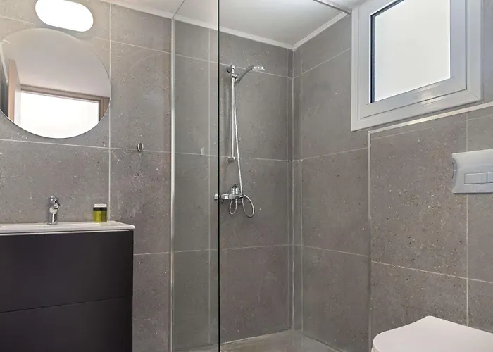 アパート Phaedrus Living Breeze Residences Urbanity