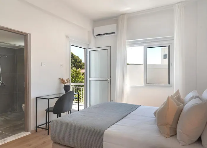 アパート Phaedrus Living Breeze Residences Urbanity *